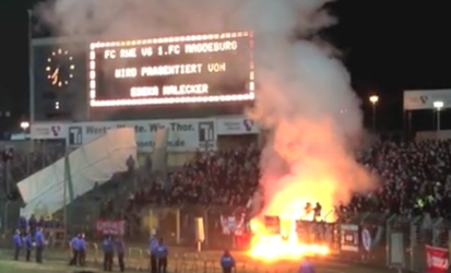 Twee kinderen gewond na 'Pyro-show' in voetbalderby (video)