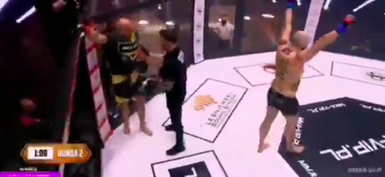 🎥🤔 | Scheids verpest MMA-afscheid van Poolse zakenman na blunder: 'Wat een einde!'