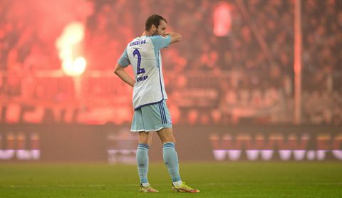 Schalke 04 dumpt Thomas Ouwejan bij reserves: 'Hij moet respect hebben voor het team'