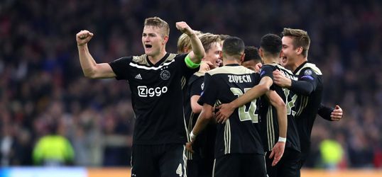 De Ligt blijft kalm ondanks late zege: ‘Even uit ons dak, maar we zijn er nog niet’