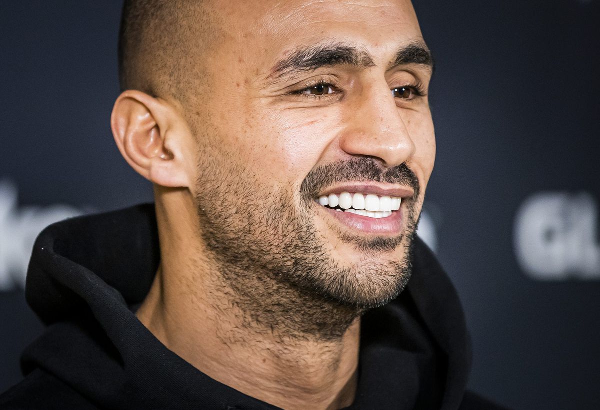 Livestream: hier kijk je naar Badr Hari tegen Benjamin Adegbuyi