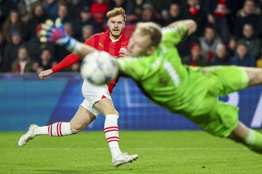 Swingend PSV vergeet zichzelf te belonen, maar pakt wel een verdiend punt tegen Arsenal