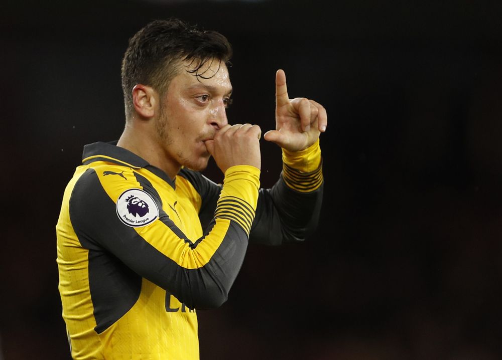 Arsenal pakt meteen door: ook Özil gaat nieuwe krabbel zetten