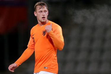 🎥 | RUST: Sierhuis schiet Jong Oranje op voorsprong tegen Engeland