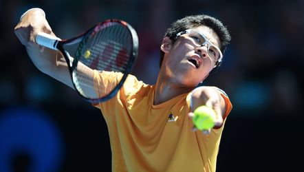 Sensationeel: Zuid-Koreaan speelt met speciale tennisbril