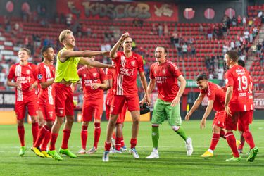 Opstelling FC Twente: Ron Jans kiest voor gebruikelijke elf in uitwedstrijd tegen Fiorentina