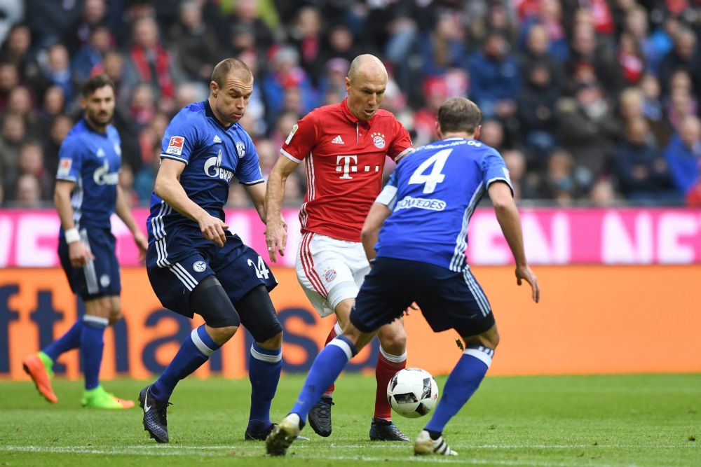 Stuntploeg Sportfreunde Lotte tegen Dortmund, kraker tussen Bayern en Schalke