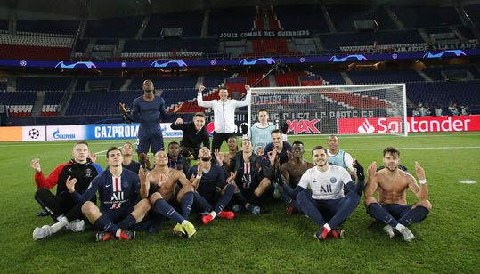 📸 | Spelers PSG doen na winst op Dortmund juichen Haaland na in leeg stadion