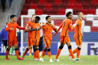 'Jong Oranje was als de Batavieren die de jonge Franse garde kruisigden'