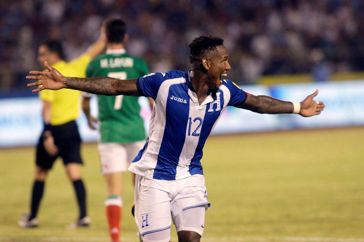 Verenigde Staten missen het WK, Honduras naar play-offs