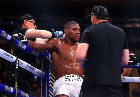 Bokser Joshua wil revanche na sensationele nederlaag tegen Ruiz