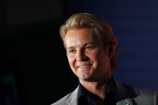 Voormalig wereldkampioen Nico Rosberg is niet meer welkom op F1-circuits