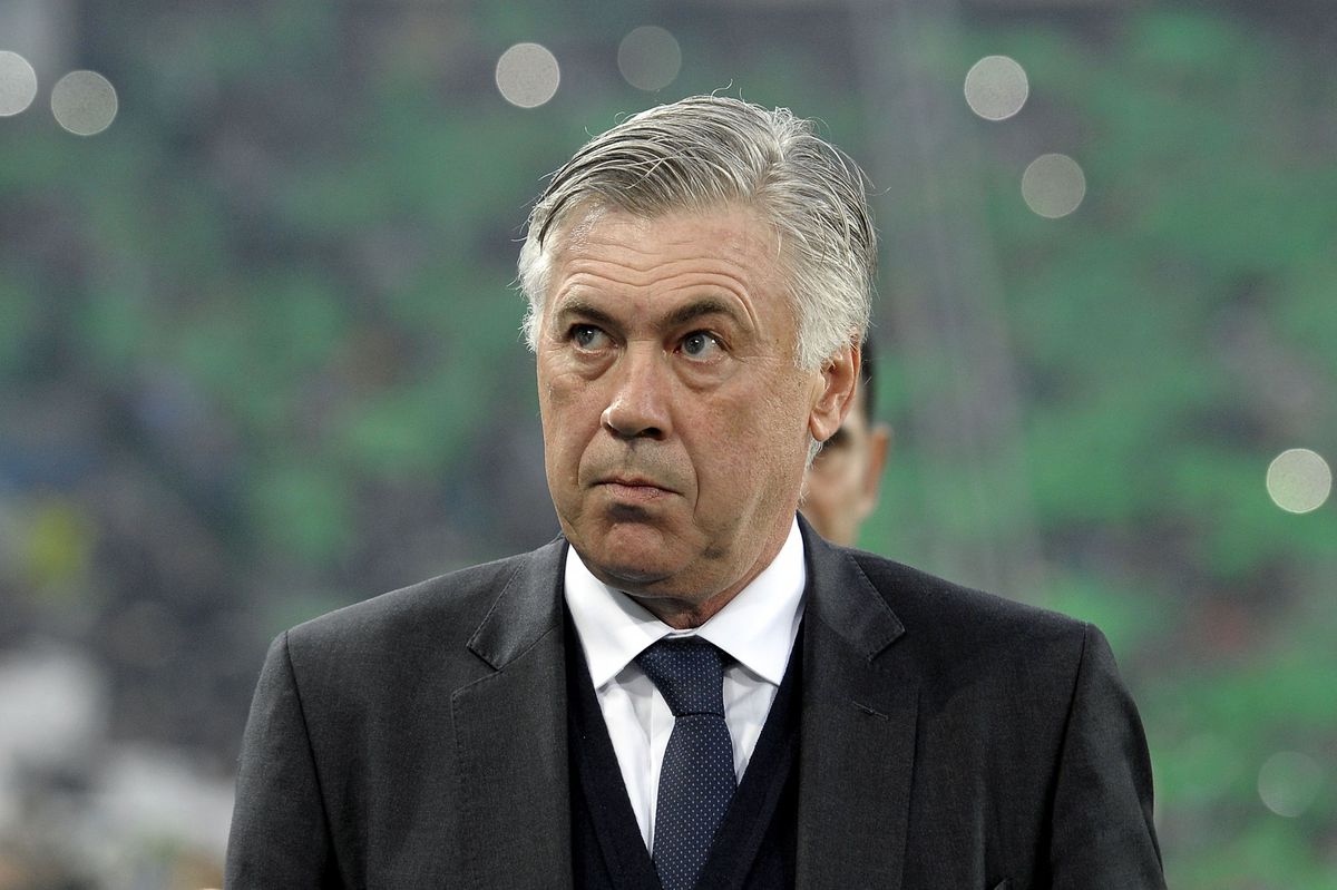 Ancelotti arriveert in München (video)