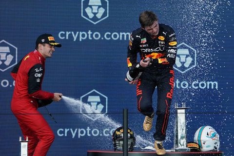 Max Verstappen schittert in bloedheet Miami: 'Dit was een heel fijne comeback'