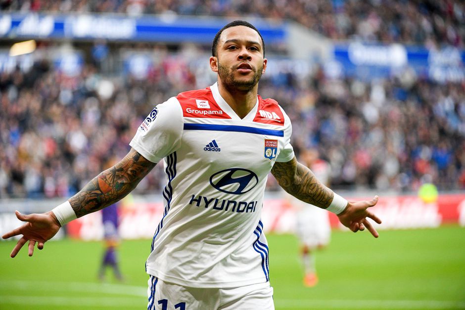 'Overmars moet Memphis Depay naar Ajax halen'