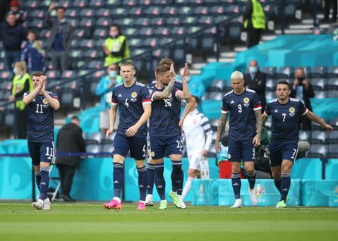 Nederlands commentaar zat? EK-wedstrijden zijn ook op deze 5 zenders te zien