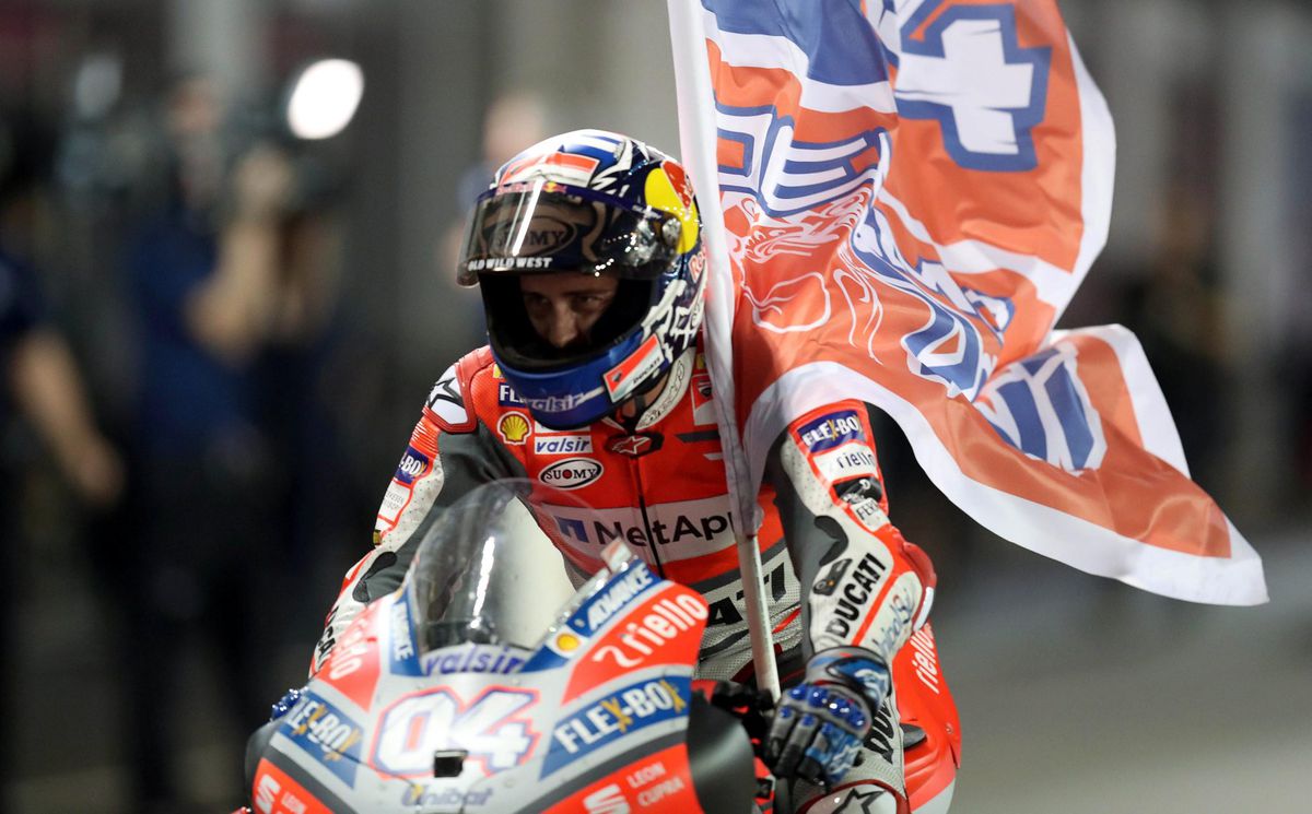 Dovizioso wint openingsrace MotoGP in Qatar, ook Márquez en Rossi op podium