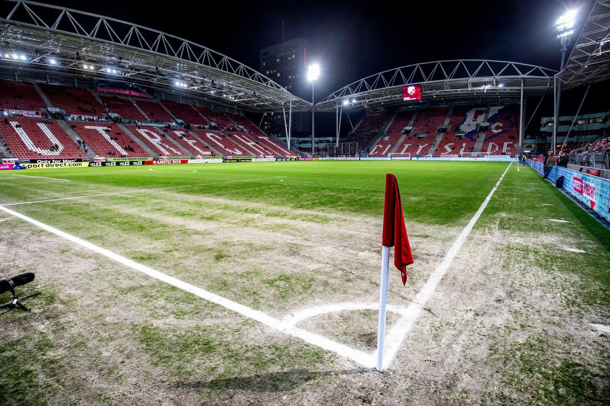 Ten Hag over knollenveld van FC Utrecht: 'Klagen heeft geen zin'