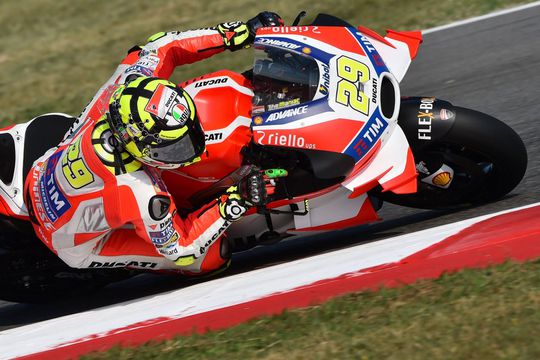 MotoGP-coureur Iannone 1,5 jaar geschorst na overtreden dopingregels