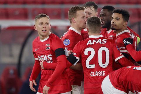 AZ loopt heel lang tegen muur van 10 Groningers aan, maar vindt toch 1 gaatje