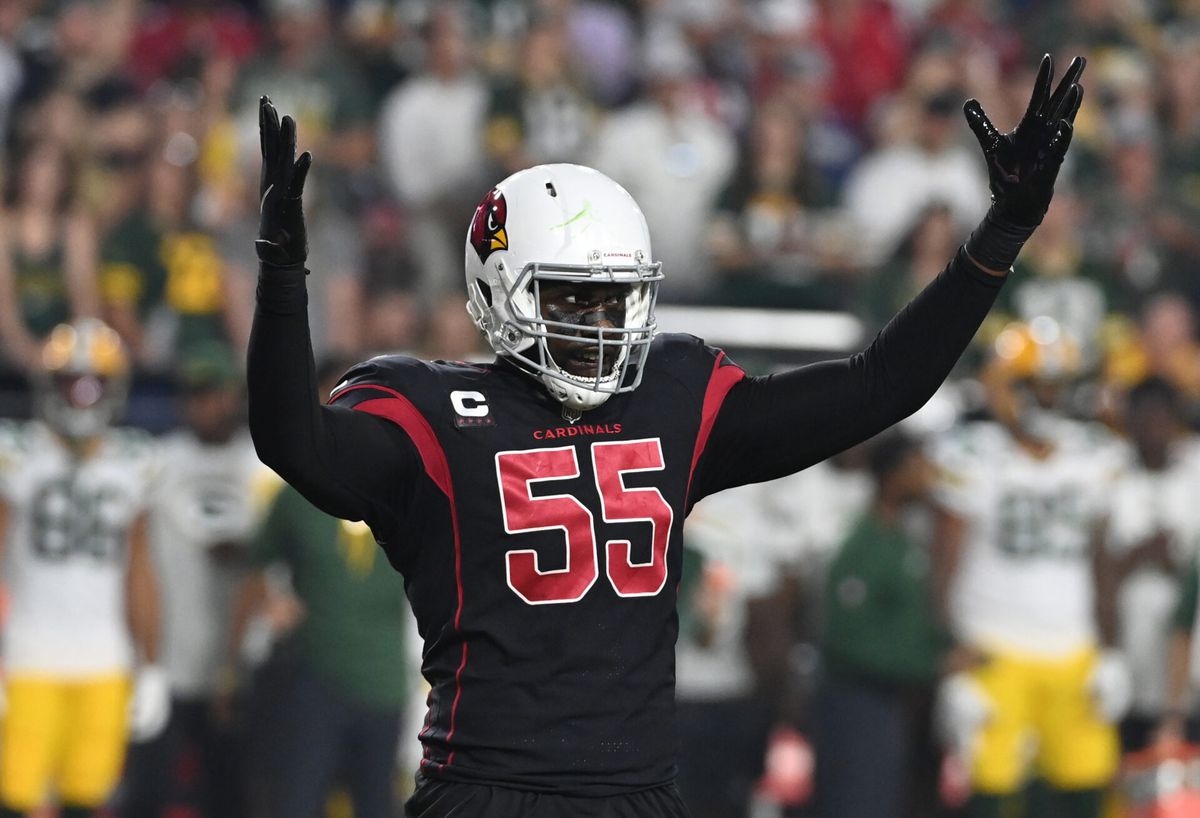 NFL-speler Chandler Jones moet 10.300 dollar aftikken vanwege eerbetoon aan clublegende