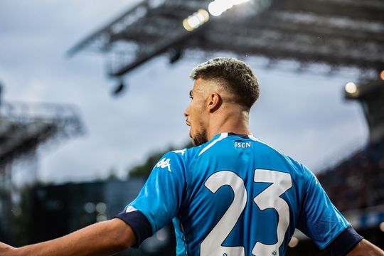 📸 | Napoli x Armani: nieuwe shirt ontworpen door EA7