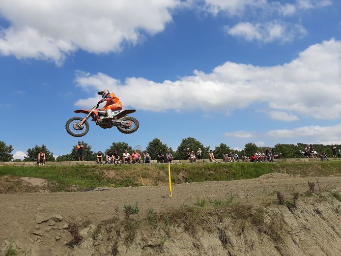 Jeffrey Herlings is back: door valpartij geen dagzege in Axel