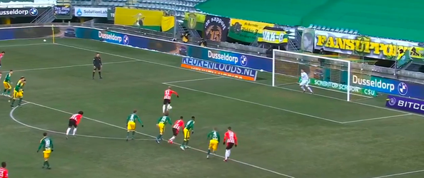 🎥 | PSV scoort maar niet tegen ADO, Philipp Max mist penalty op DEZE manier