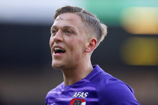 Transfermarkt nam Eredivisie onder de loep: Karlsson nu meer waard dan Tadic