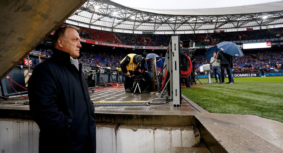 Feyenoord komt met een enorme boog alsnog uit bij gewenste trainer: Advocaat