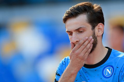 'Auto van Napoli-sterspeler Khvicha Kvaratskhelia gestolen bij zijn huis'