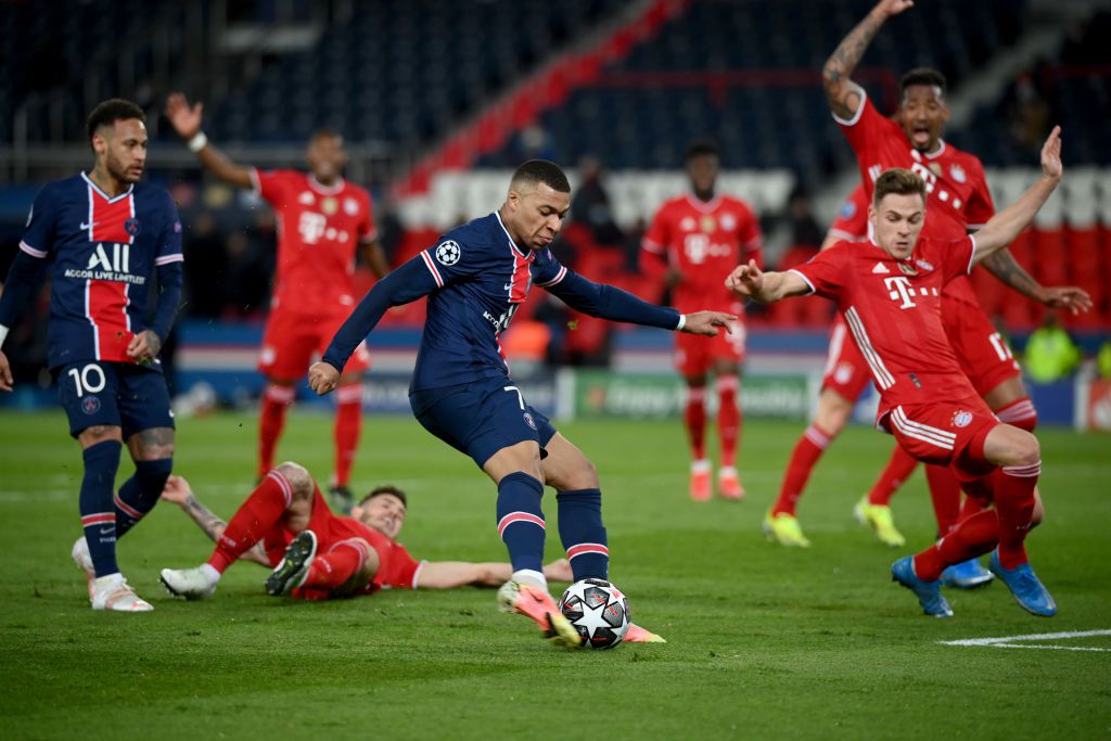🎥 | PSG knikkert titelhouder Bayern uit Champions League ondanks nederlaag in Parijs