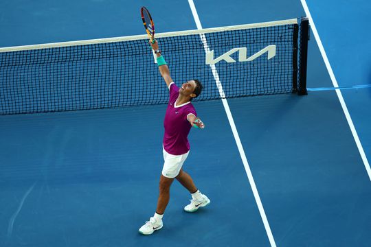 🎥 | Rafael Nadal blijft op koers voor historische grand slam-titel