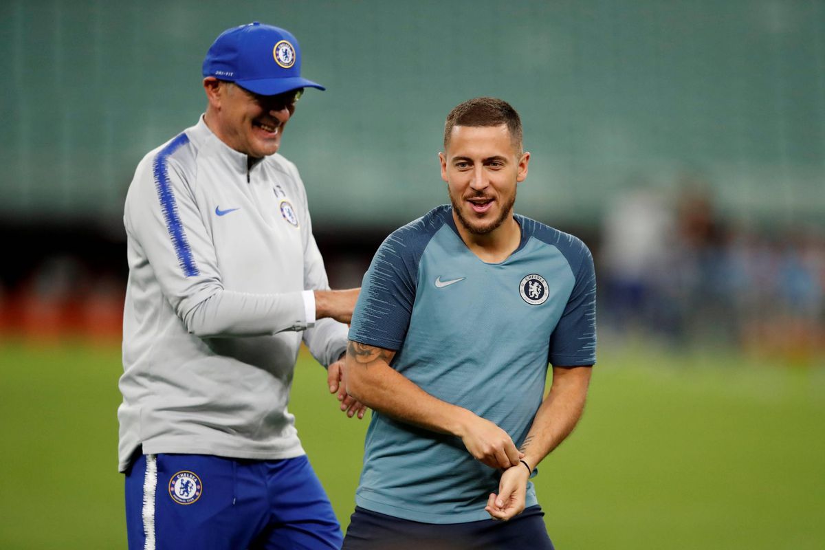 Chelsea-coach Sarri over Hazard: 'Door de week is hij wel eens een probleem'