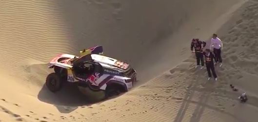 Loeb moet opgeven in Dakar Rally vanwege gewonde navigator (video)
