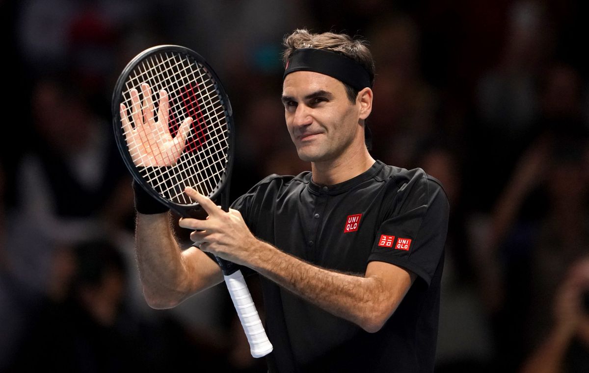 🎥 | Roger Federer helpt je met tennistips door je thuisisolatie heen