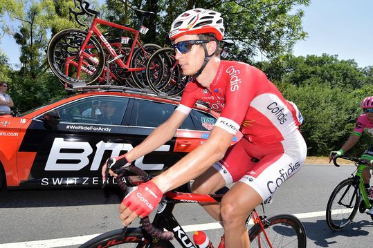 Van der Poel wordt 6e in zijn laatste wegwedstrijd van het jaar, winst Claeys