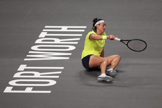 Jabeur begint WTA Finals met nederlaag tegen Sabalenka