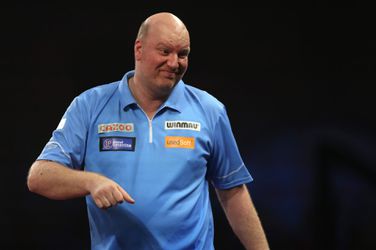 Vincent van der Voort kritisch op PDC: 'Daar zullen ze vast een hoop geld voor krijgen'