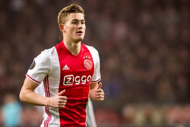 Hectische weken voor De Ligt: 'Ik hoop hier van te leren'