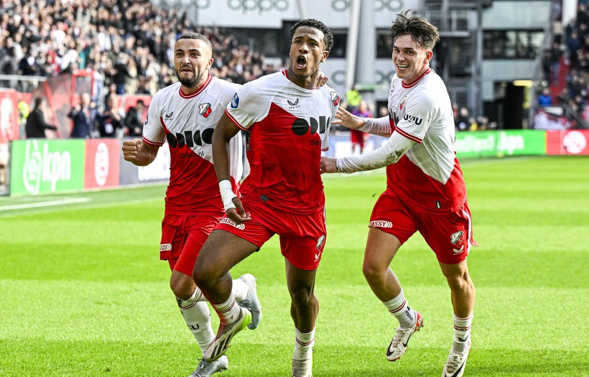 FC Utrecht duwt Ajax en Maurice Steijn nog verder in de degradatiezone na spektakelstuk