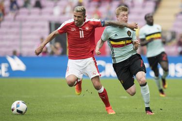 België verslaat Zwitserland in oefenduel na late treffer De Bruyne (video)