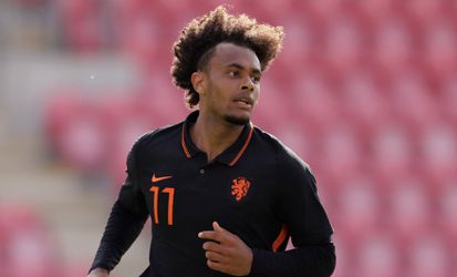 Zirkzee pakt zijn biezen bij FC Bayern en tekent voor 4 seizoenen bij Bologna