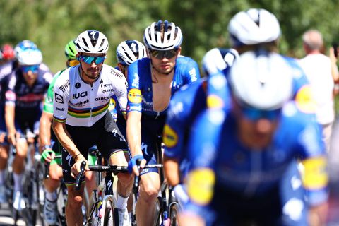 TV-gids: op deze zender(s) kijk je naar de heuvelachtige 14e etappe