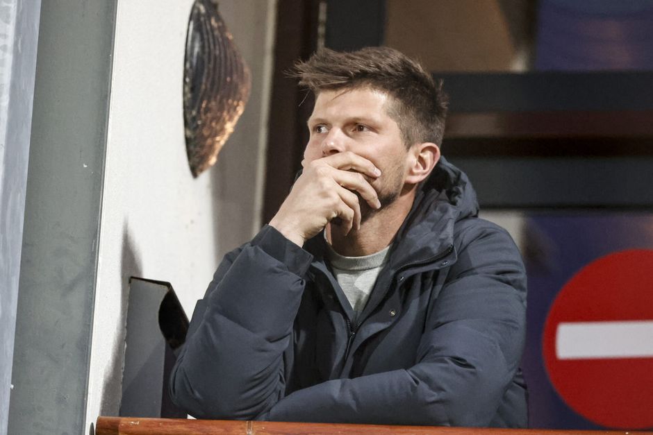 'Klaas-Jan Huntelaar legt taken bij Ajax tijdelijk neer vanwege burn-out'