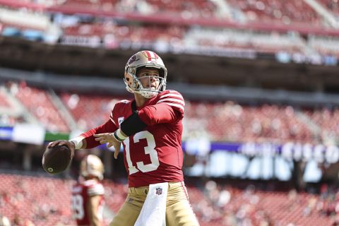 49ers-quarterback heeft ondanks miljoenencontract een huisgenoot: 'Hij en ik delen de huur'