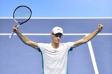 🎥​ | Jannik Sinner maakt Italiaanse fans gek met finaleplek op ATP Finals