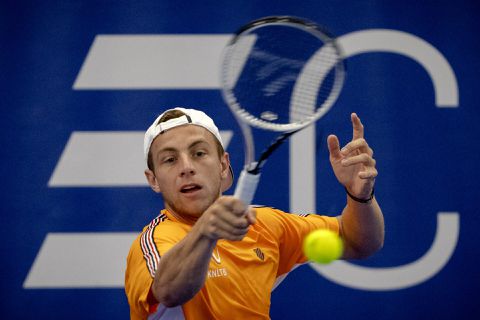 Tallon Griekspoor komt net tekort tegen Daniel Evans bij Davis Cup Finals
