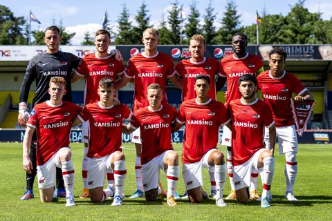 Op deze zender kijk je naar het Conference League-voorrondeduel tussen AZ en Tuzla City