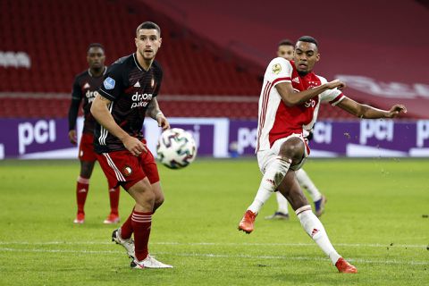 Gravenberch maakte winnende treffer met verkeerde been: 'Anders geen ruimte'